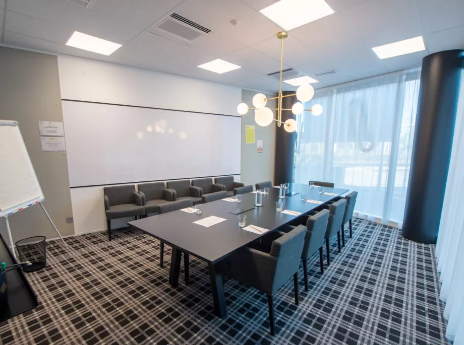 whoorks-clash-salle-réunion-spacieuse-équipée