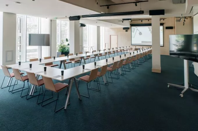 whoorks-rennes-agora-salle-evenementielle-spacieuse-modulable