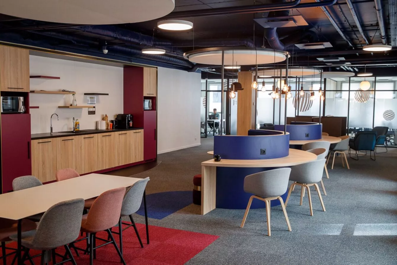 whoorks-nantes-espaces-communs-spacieux